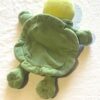Arrière doudou grosse tortue verte claire carapace verte