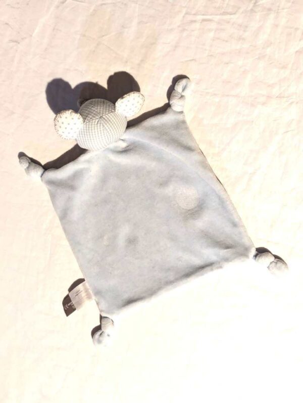 Arrière doudou petite souris bleue robe bleue claire