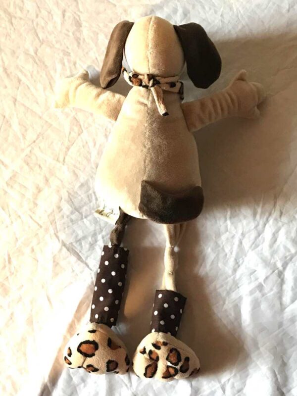 Arrière peluche normale petit chien brun longues jambes molles bandana peau guépard boutique enfance-douceur Arrière peluche normale petit chien brun longues jambes molles bandana peau guépard