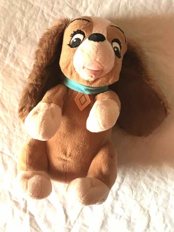 Dessous peluche normale chien chiot longues oreilles collier losange