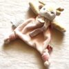 Doudou petit cerf marron petite combinaison rose