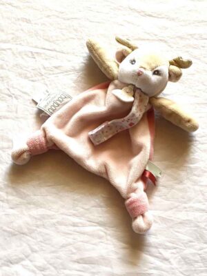 Doudou petit cerf marron petite combinaison rose