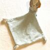 Doudou petit chaton chat pattes mouchoir bleu pailleté