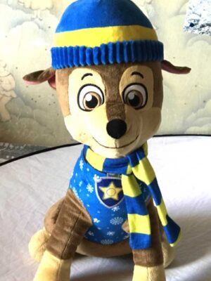 Peluche normale grand chien pat patrouille brun bonnet veste écharpe bleues